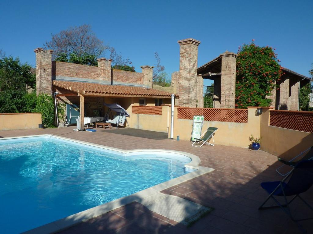 Bed and Breakfast Le Soubiran Berat Esterno foto