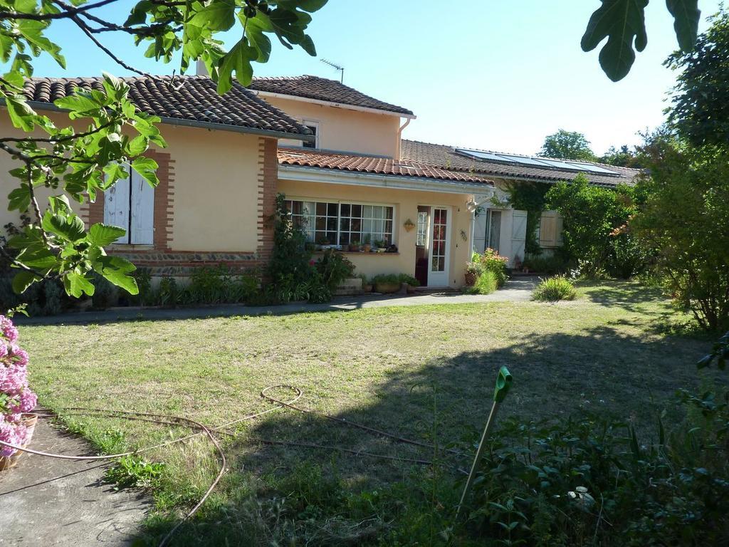 Bed and Breakfast Le Soubiran Berat Esterno foto