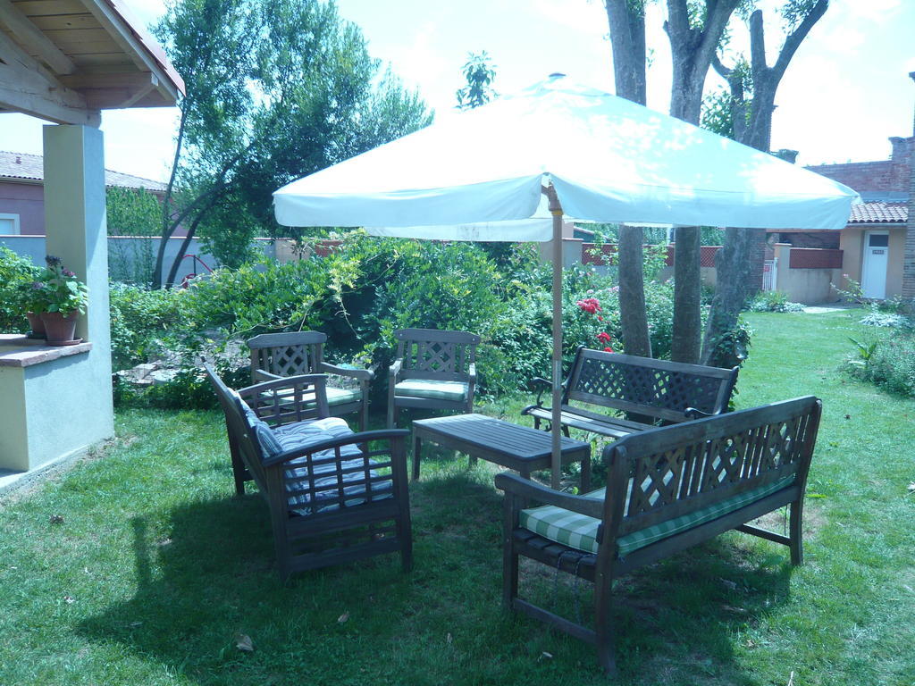 Bed and Breakfast Le Soubiran Berat Esterno foto